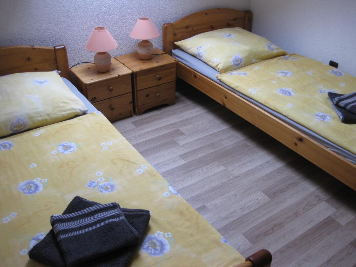 Rent A Scooter Vendeghaz Apartment Zamárdi Exterior photo