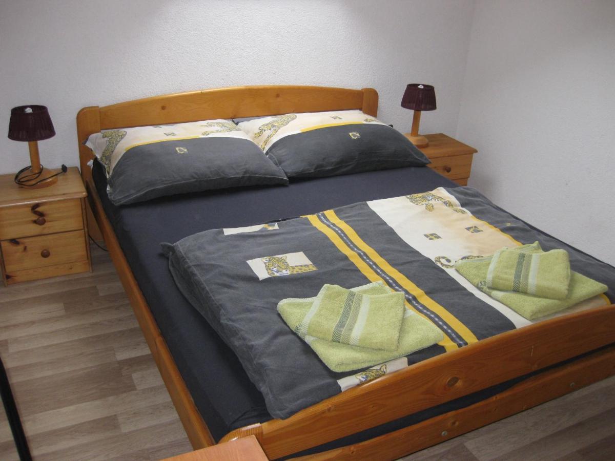 Rent A Scooter Vendeghaz Apartment Zamárdi Exterior photo